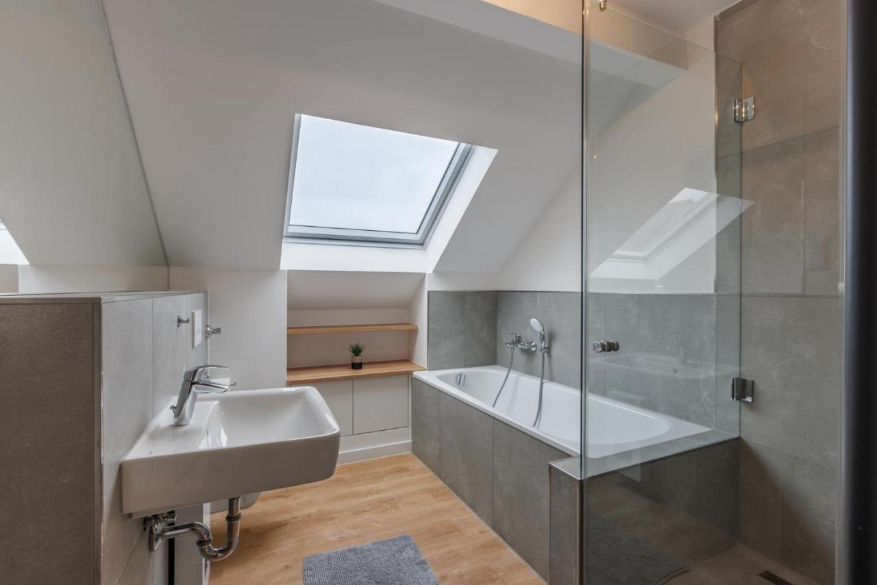 Glueck Auf Appartements Hufelandstrasse エッセン エクステリア 写真